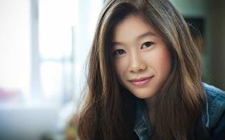 Emily Kim, 25