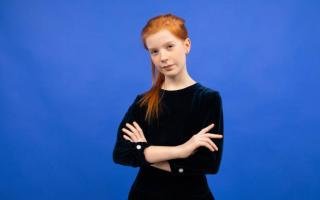 Lily Campbell, 26
